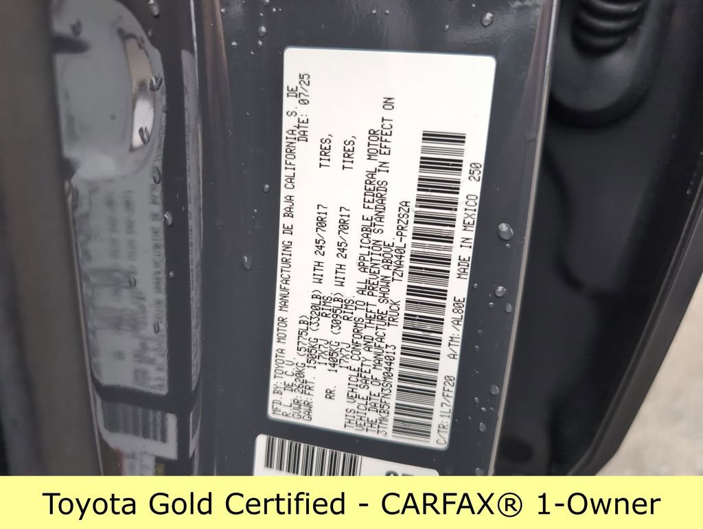 Certified 2025 Toyota Tacoma SR5 image 28