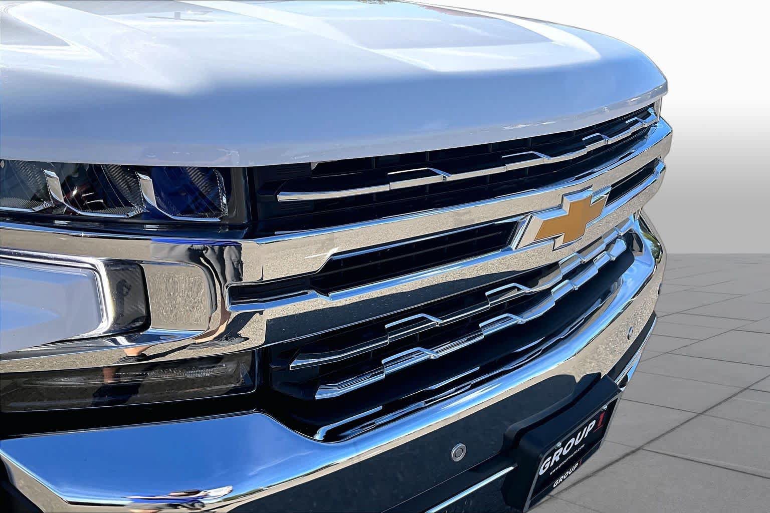 Used 2021 Chevrolet Silverado 1500 LTZ w/ LTZ Convenience Package II AWD/4WD image 29