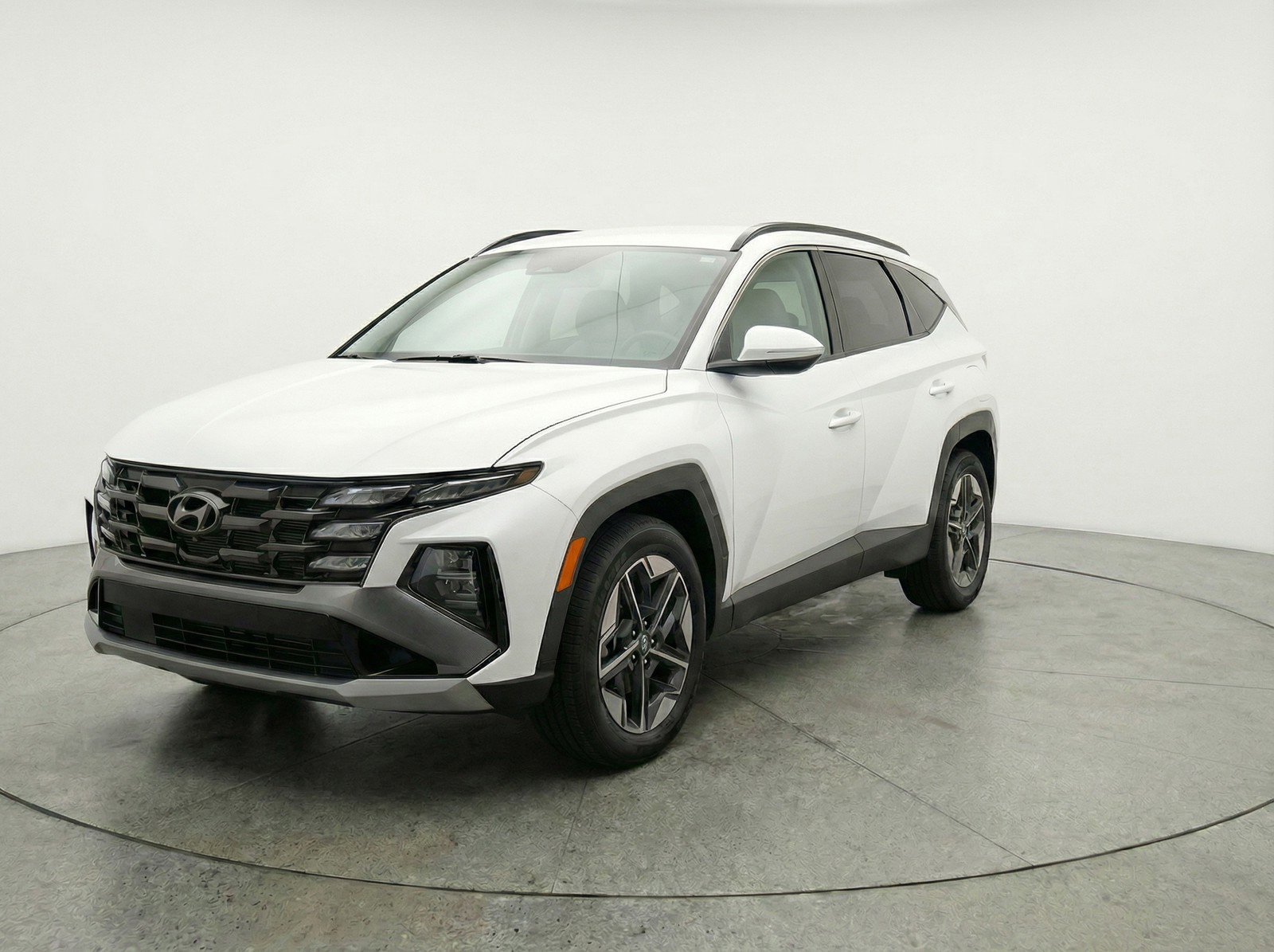 Used 2025 Hyundai Tucson SEL FWD image 3