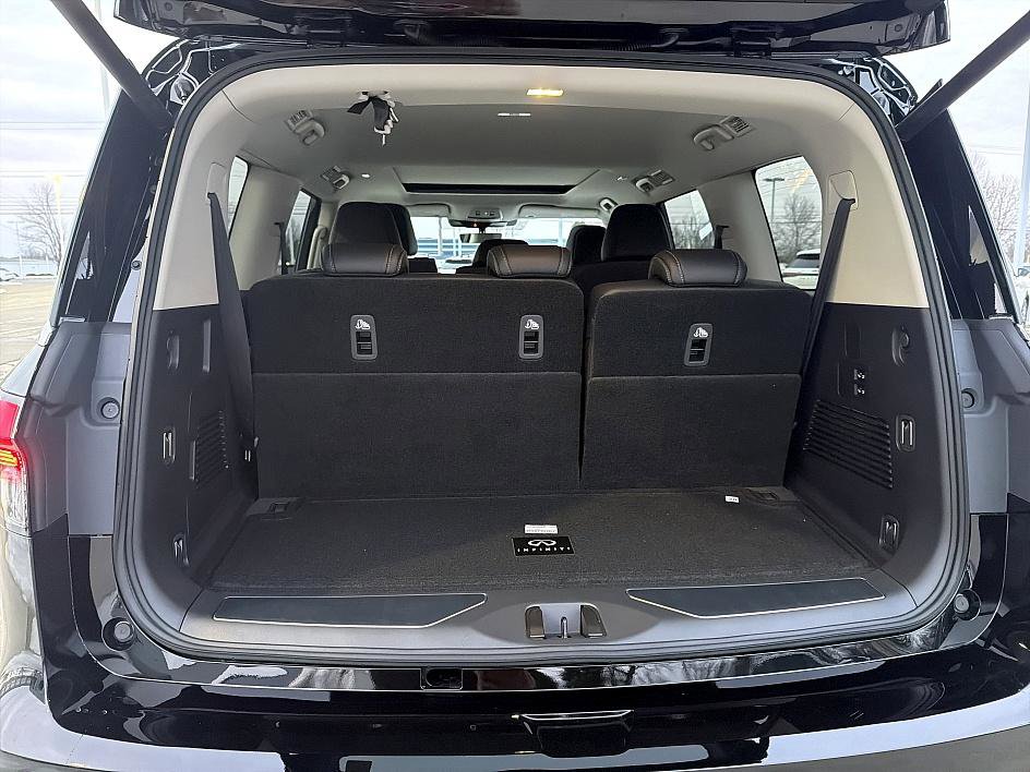 New 2026 INFINITI QX80 Pure w/ Cargo Package image 24