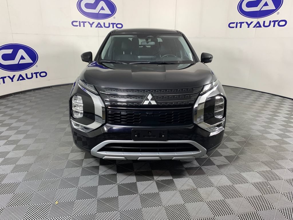 Used 2024 Mitsubishi Outlander SE FWD image 9
