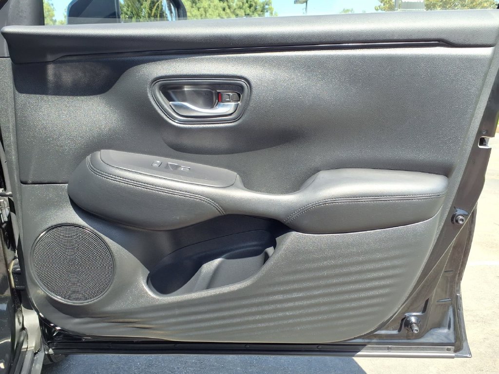 Used 2024 Honda HR-V LX image 22