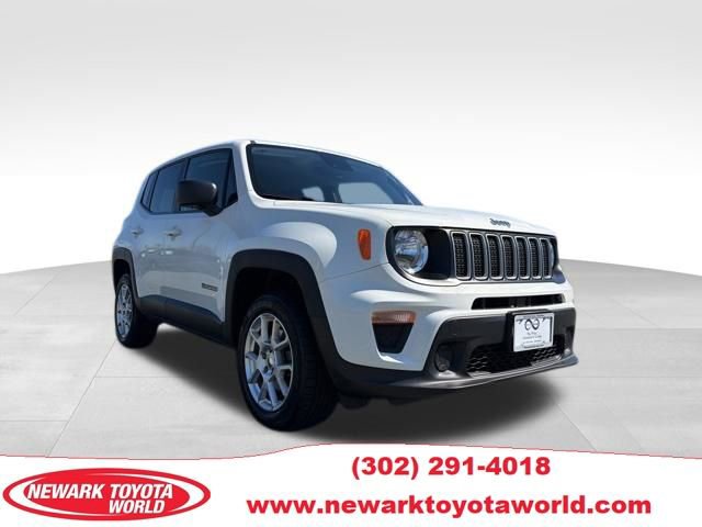 Used 2023 Jeep Renegade Latitude image 1