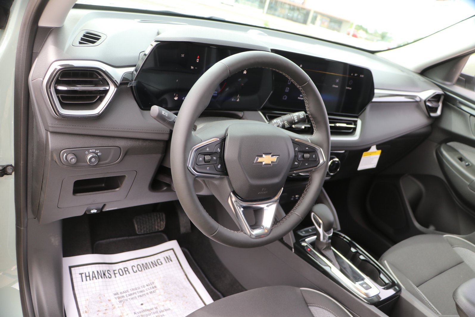 New 2026 Chevrolet TrailBlazer LT w/ Convenience Package FWD image 15