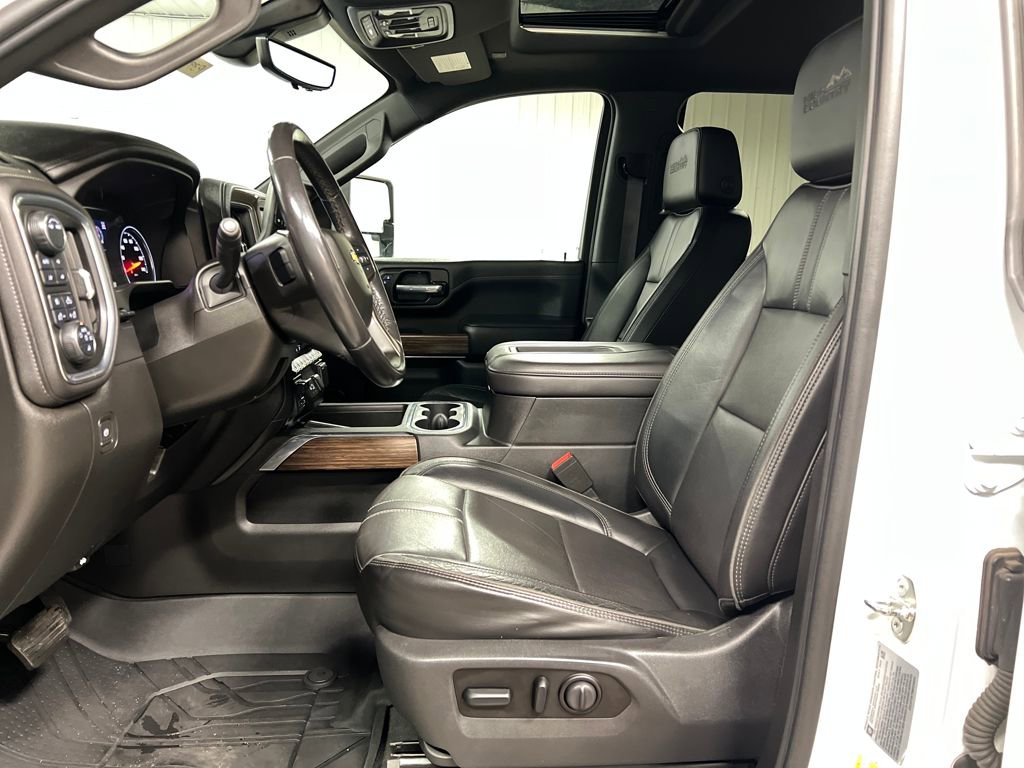 Used 2021 Chevrolet Silverado 3500 High Country w/ Z71 Off-Road Package image 10