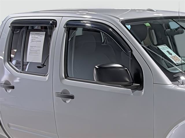 Used 2016 Nissan Frontier SV AWD/4WD image 16
