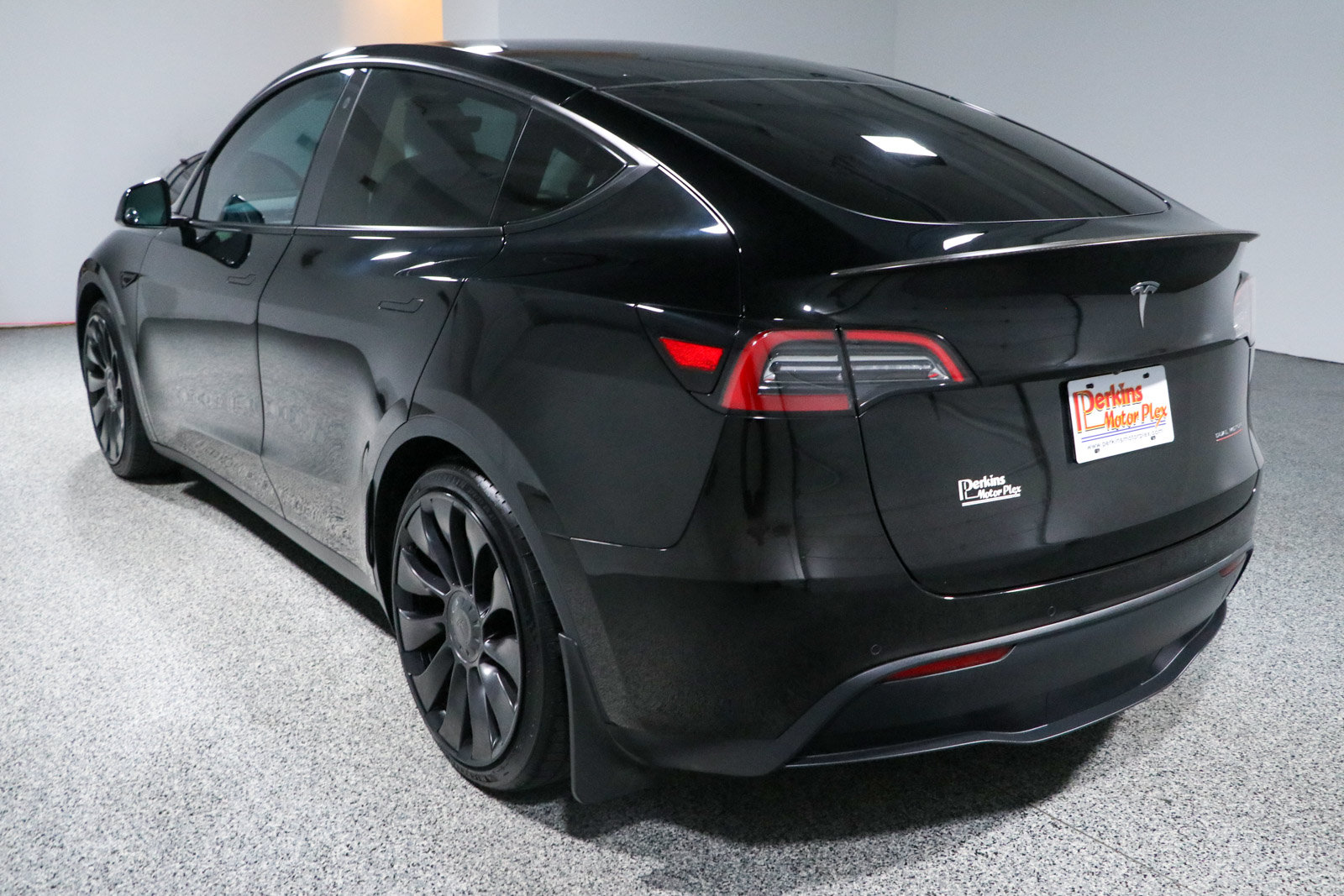 Used 2022 Tesla Model Y Performance AWD/4WD image 9