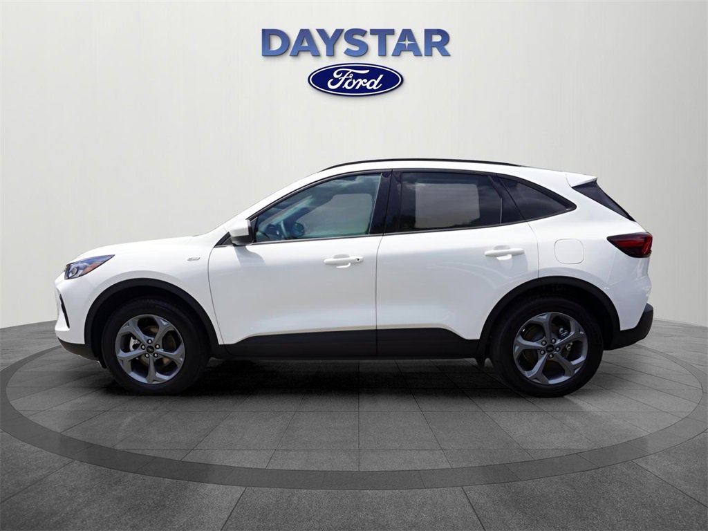 New 2025 Ford Escape ST-Line Elite w/ Class II Trailer Tow Package image 30