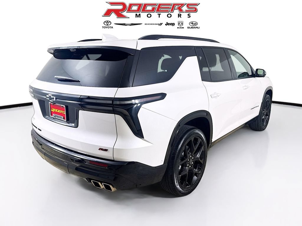 Used 2024 Chevrolet Traverse RS w/ LPO, Floor Liner Package AWD/4WD image 8