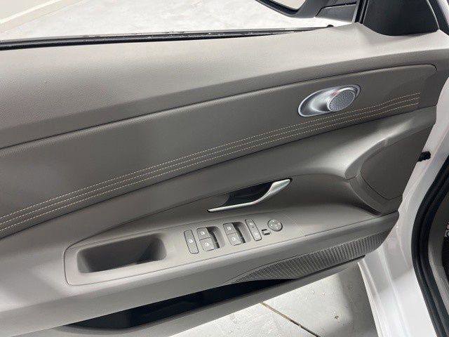 New 2026 Hyundai Elantra Sport image 6