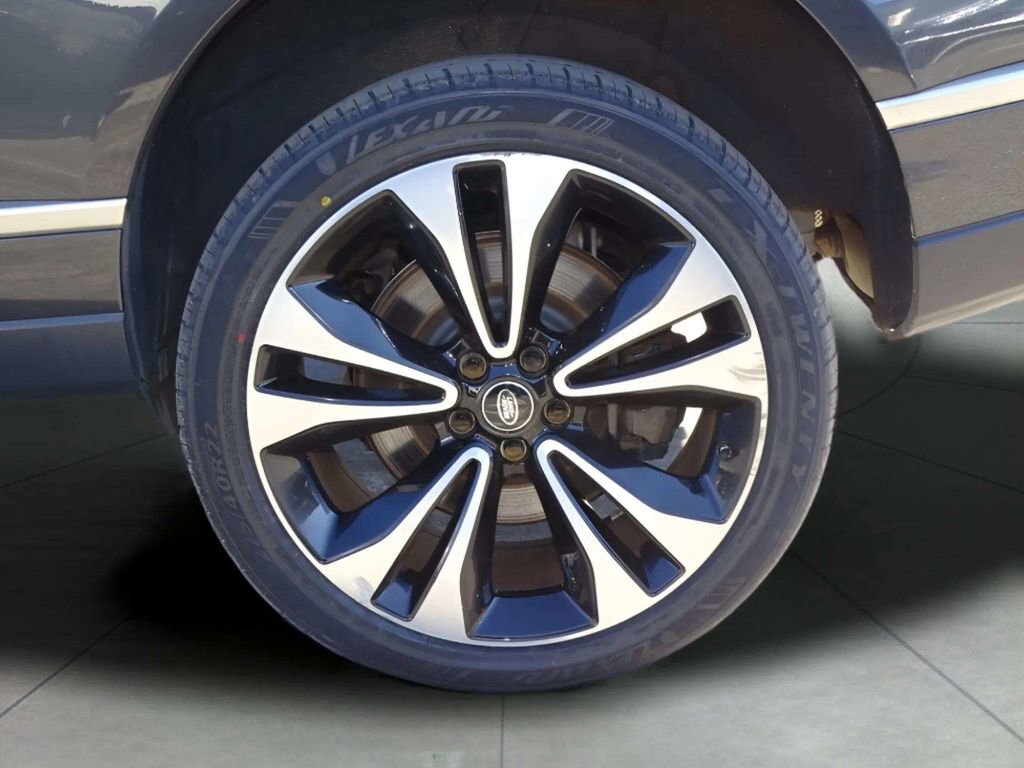 Used 2021 Land Rover Range Rover Autobiography Fifty Edition image 47