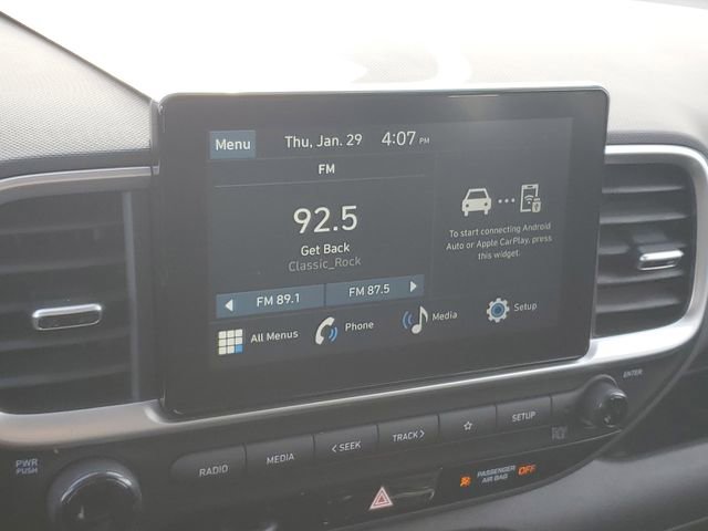 New 2026 Hyundai Venue SE image 23