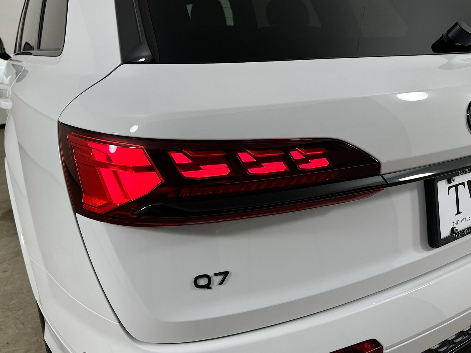 New 2026 Audi Q7 3.0T Prestige AWD/4WD image 13