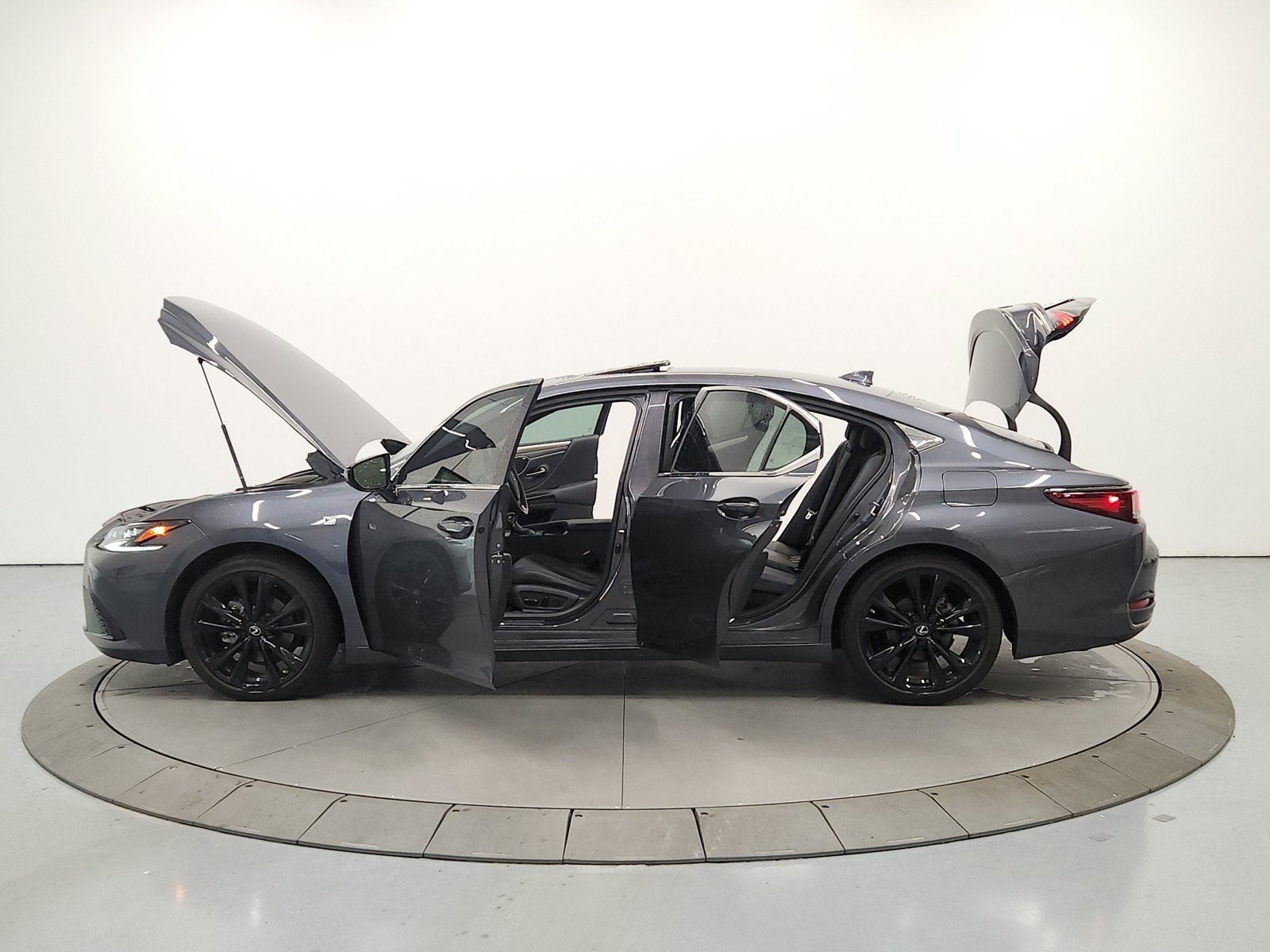 Used 2024 Lexus ES 300h F Sport w/ Accessory Package (Z2) FWD image 12