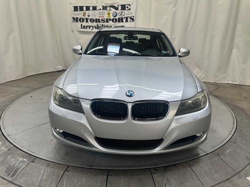 Used 2011 BMW 328i xDrive Sedan w/ Premium Pkg 2 AWD/4WD image 4