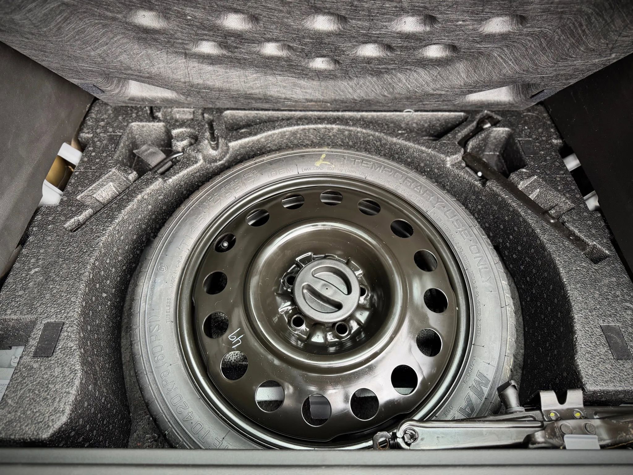 Used 2013 Chevrolet Equinox LS image 16