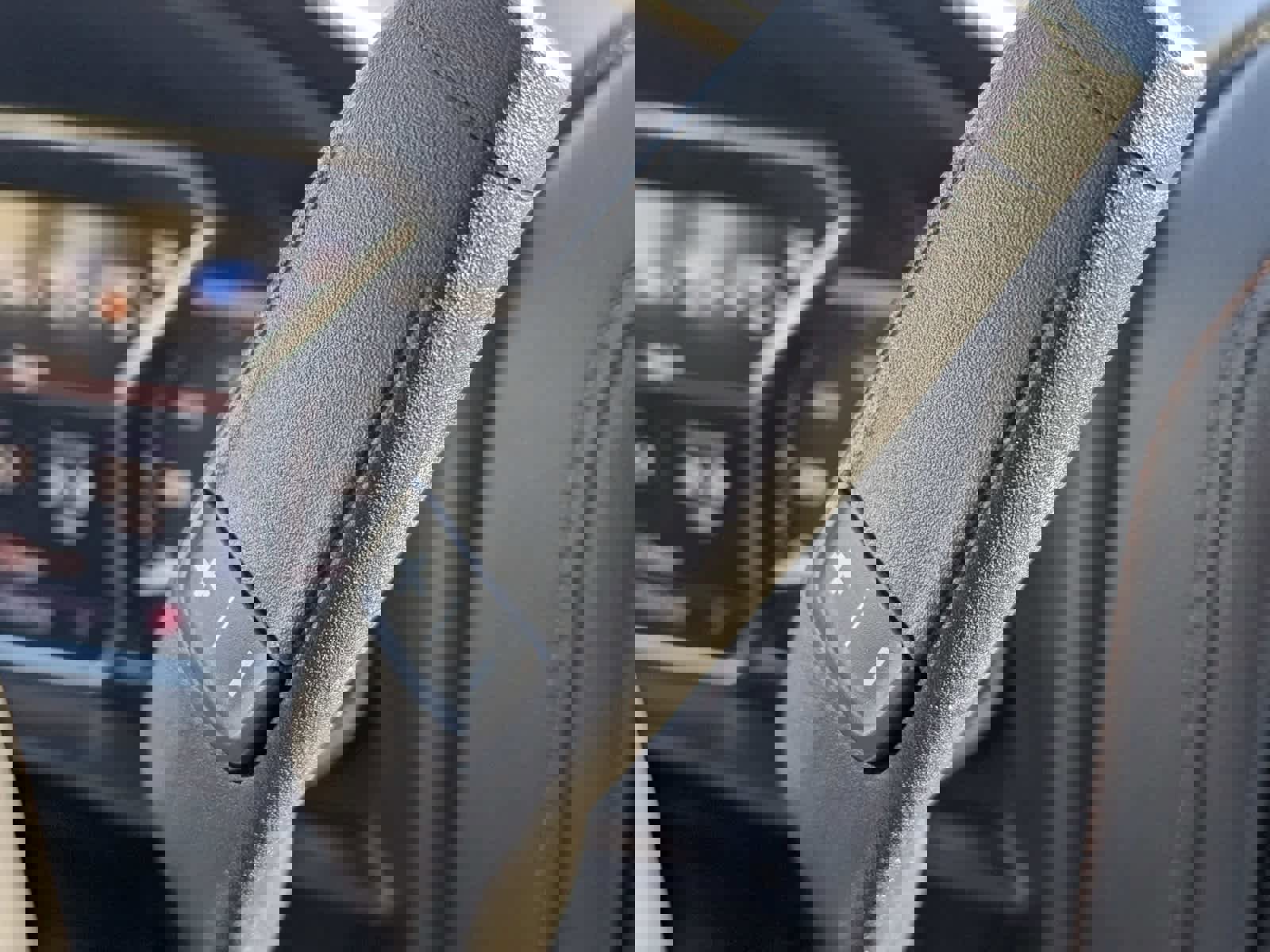 Used 2021 GMC Sierra 1500 AT4 w/ AT4 Value Package image 26