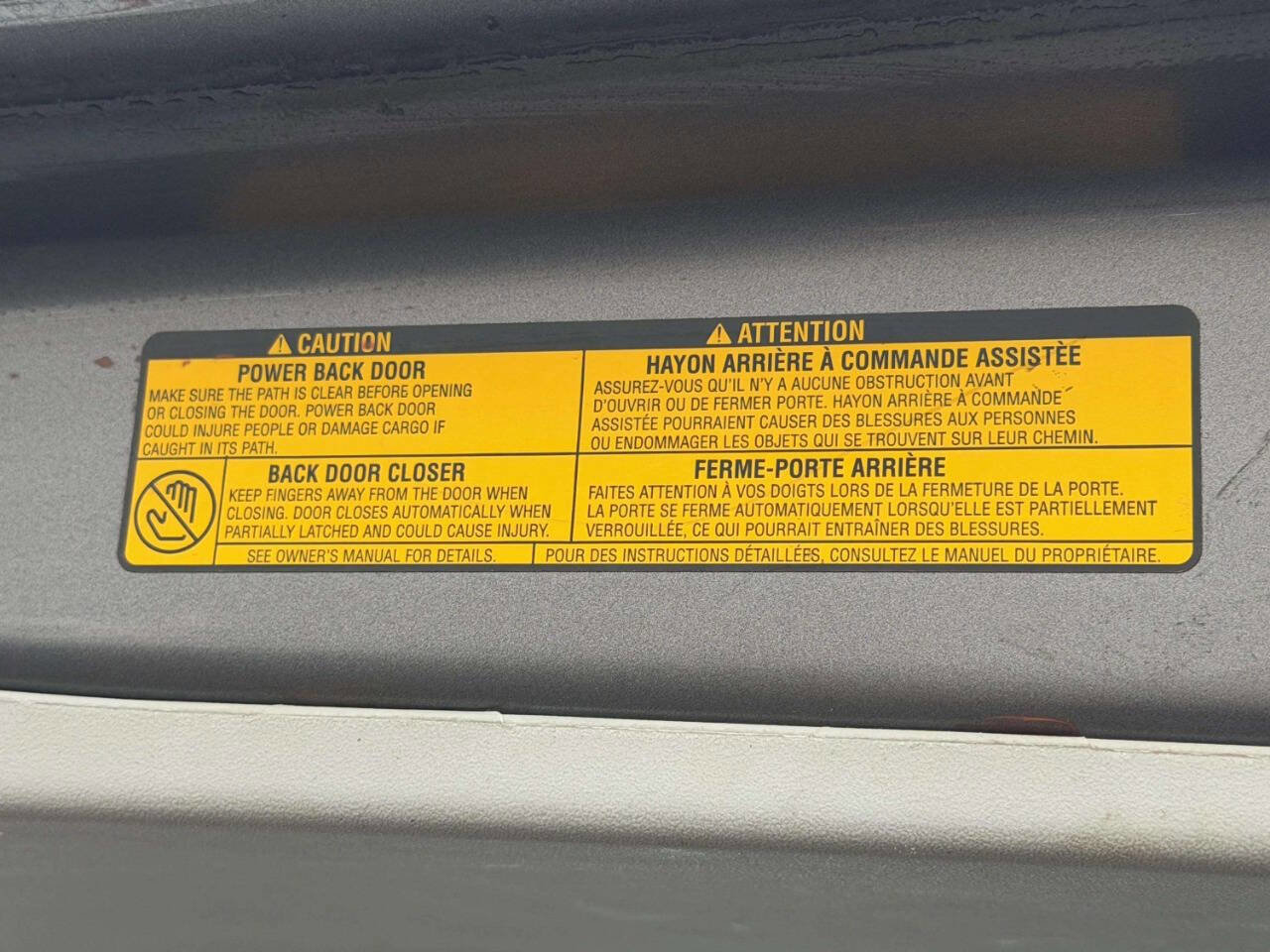 Used 2014 Toyota Sienna XLE w/ XLE Premium Package image 13