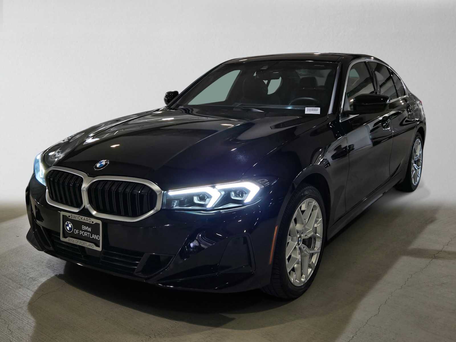 Used 2026 BMW 330i xDrive Sedan AWD/4WD image 7
