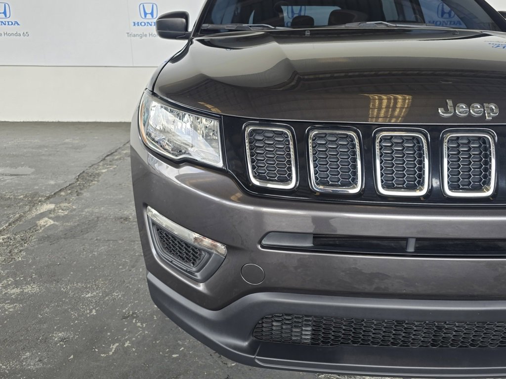 Used 2020 Jeep Compass Sport image 40