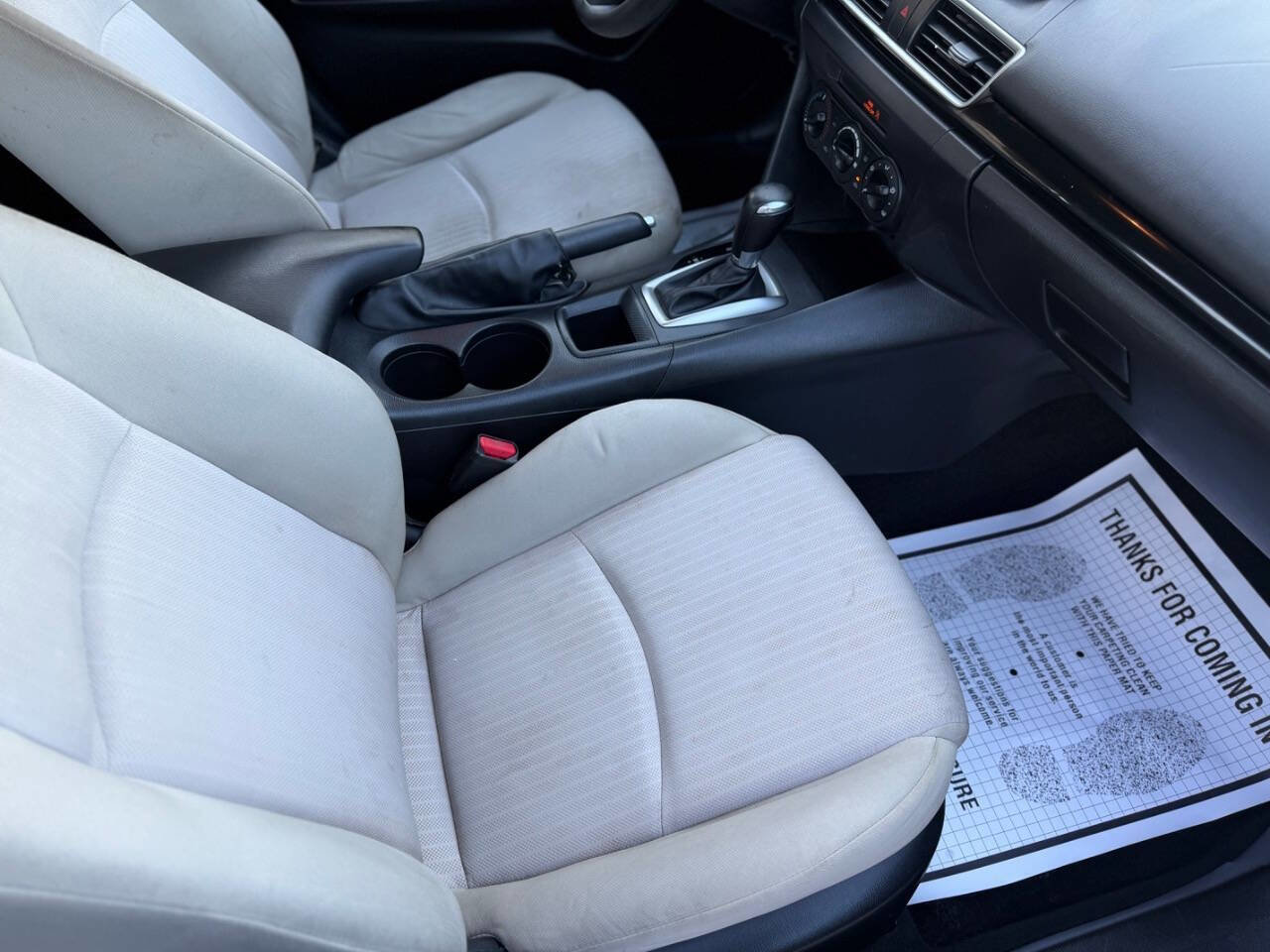 Used 2014 MAZDA MAZDA3 i SV FWD image 17