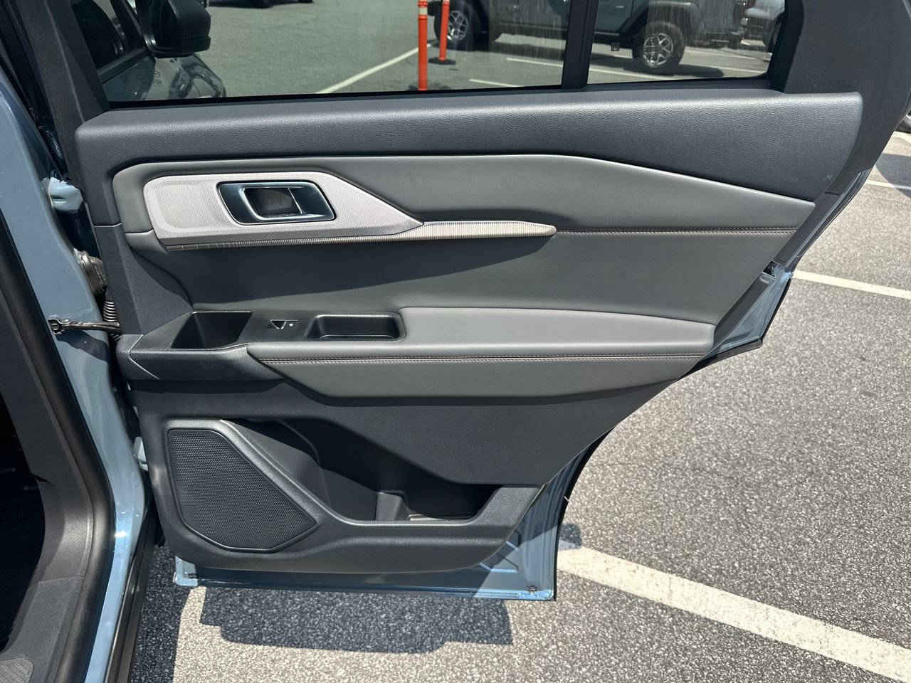 New 2026 Ford Explorer Active RWD image 16