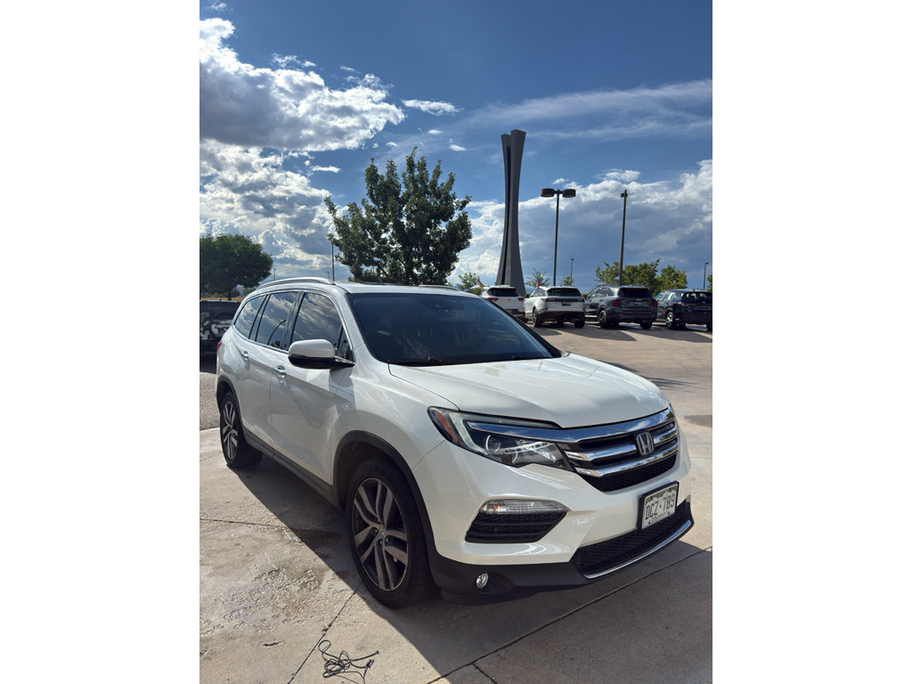 Used 2018 Honda Pilot Elite image 4