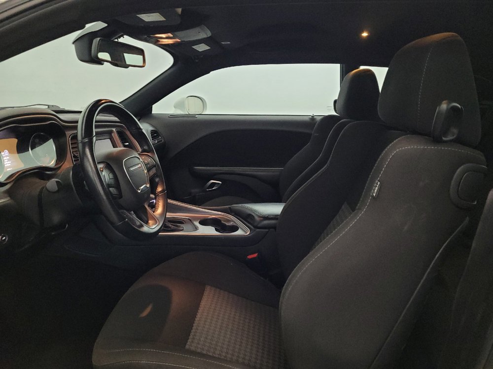 Used 2022 Dodge Challenger GT AWD/4WD image 17