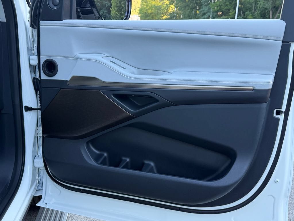 New 2027 Lincoln Navigator L Black Label w/ Black Label Special Edition AWD/4WD image 7