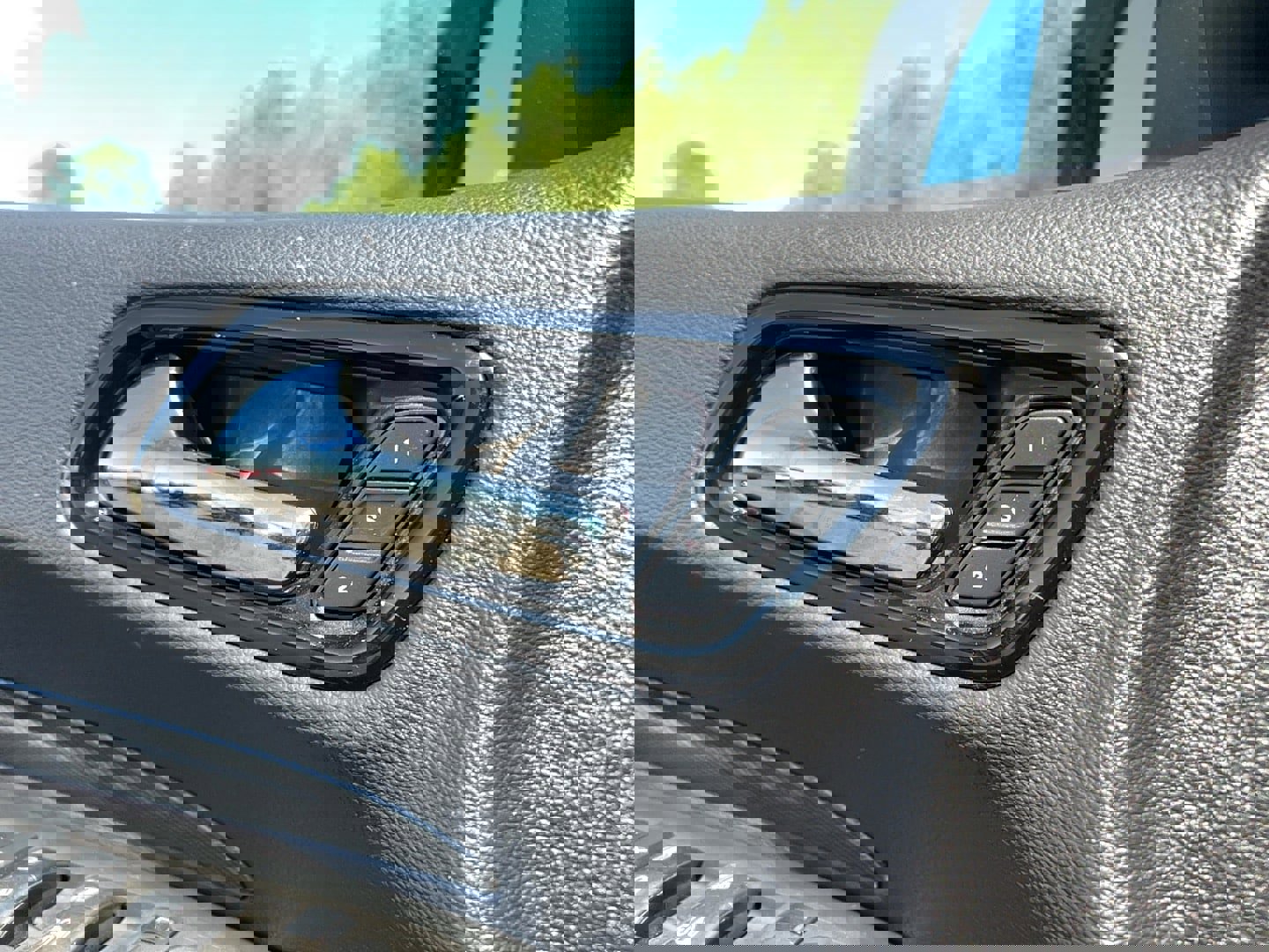 Used 2022 Dodge Durango GT image 14