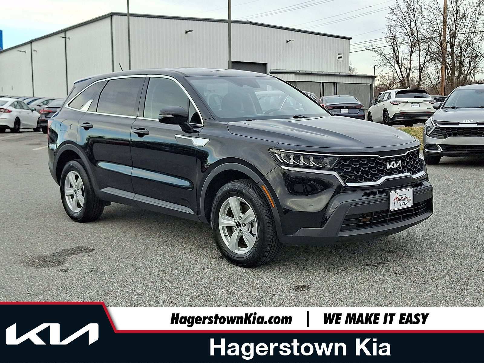 Used 2023 Kia Sorento LX image 1