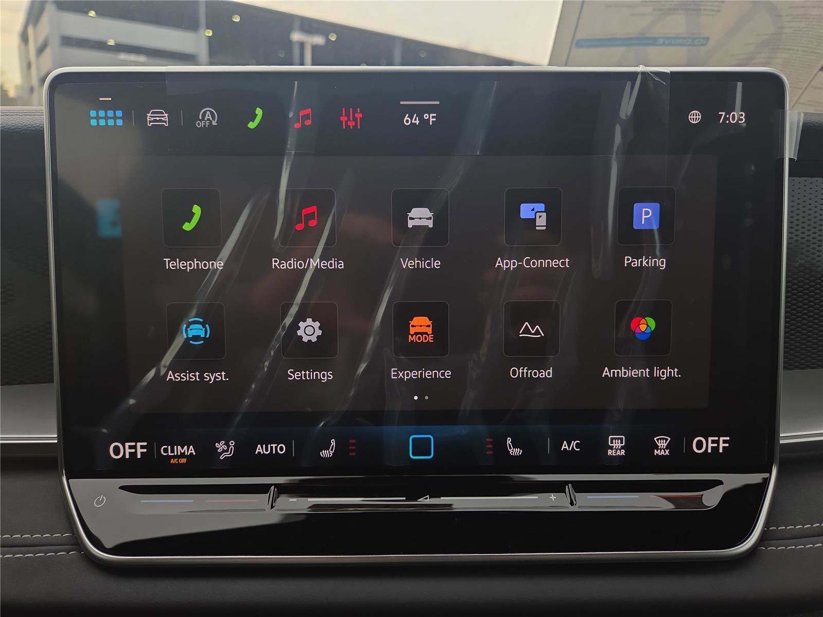 New 2026 Volkswagen Tiguan SE R-Line image 19