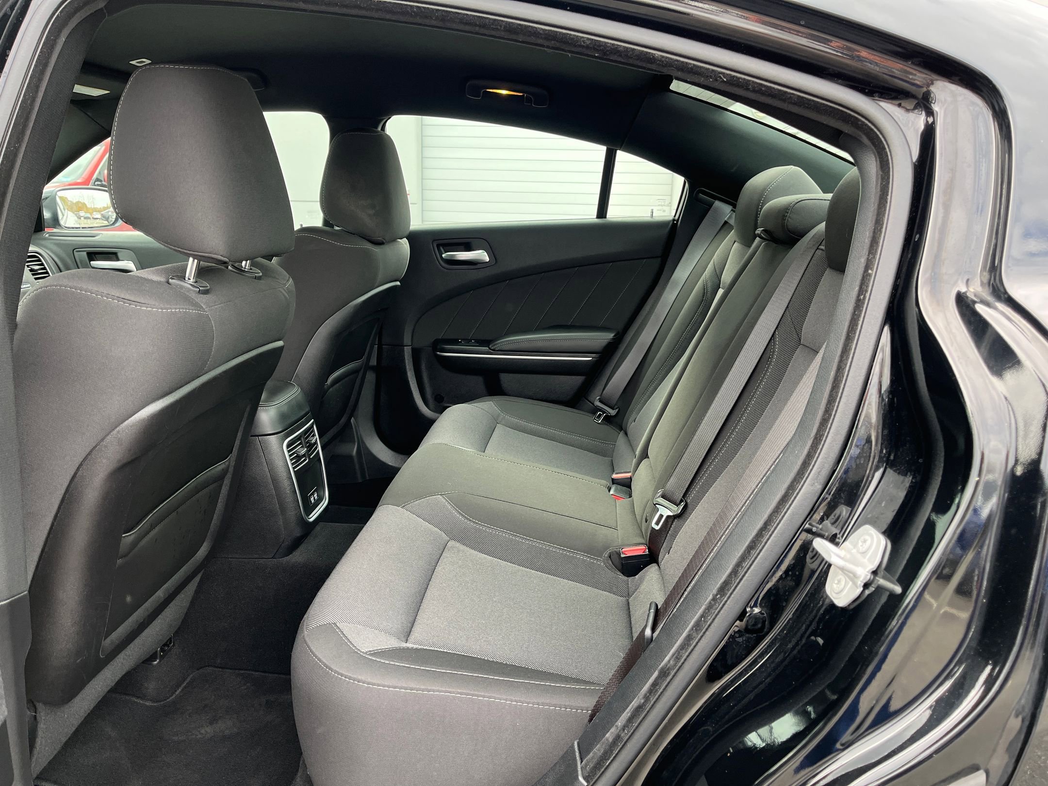Used 2019 Dodge Charger SXT image 23