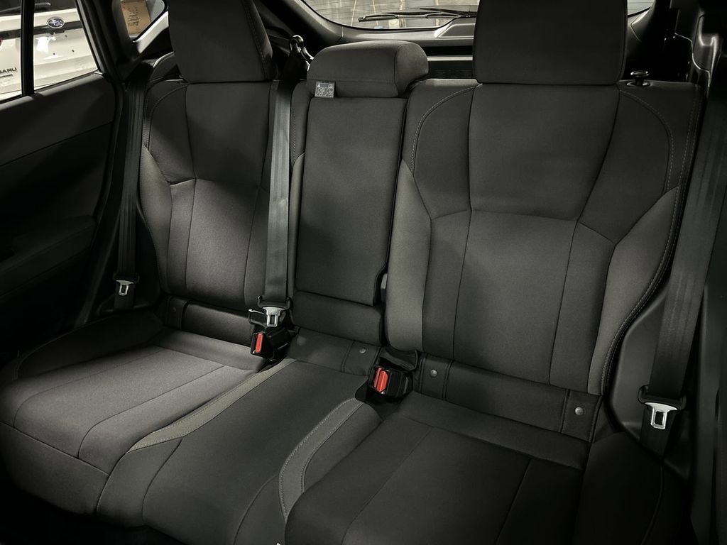 Certified 2025 Subaru Crosstrek 2.0i Premium image 23