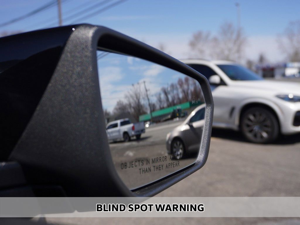 Used 2020 GMC Terrain SLE w/ Driver Convenience Package image 6