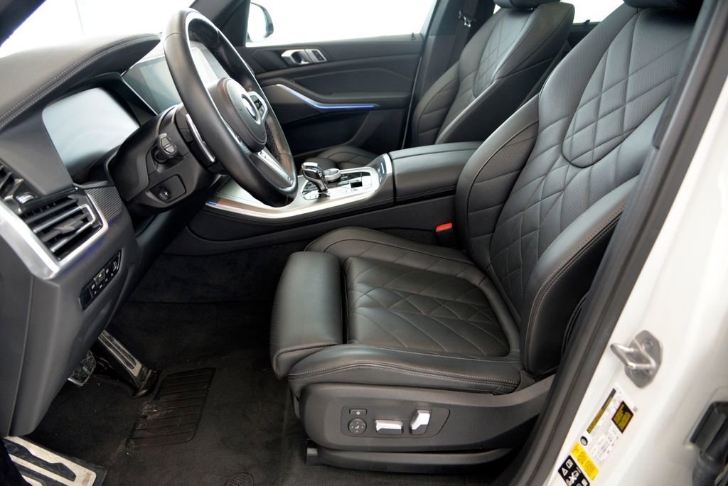 Used 2023 BMW X5 xDrive40i w/ Executive Package image 17