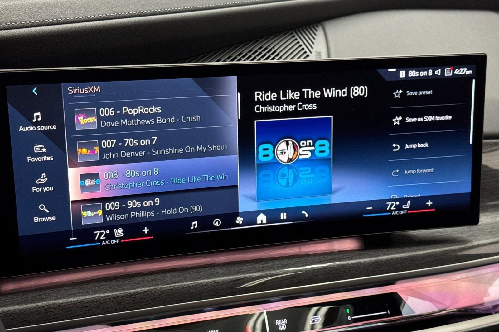 Used 2023 BMW i7 xDrive60 image 24