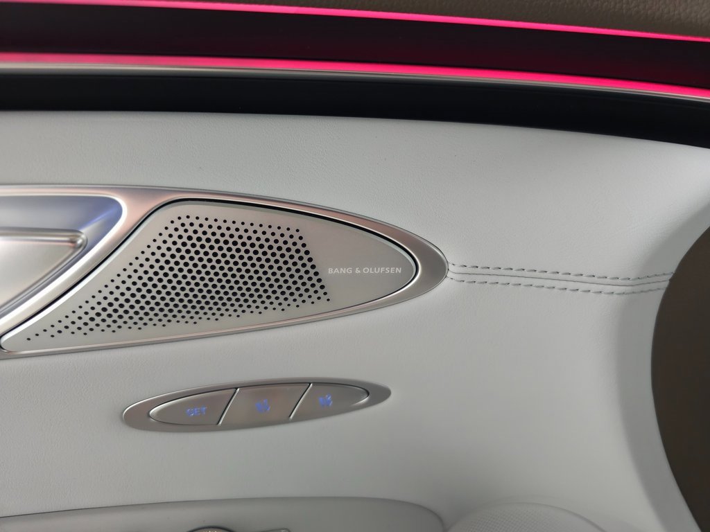 Used 2026 Genesis GV70 2.5T Advanced image 14