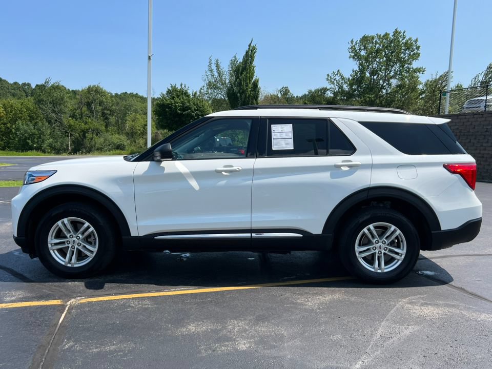 Certified 2023 Ford Explorer XLT w/ Equipment Group 202A AWD/4WD image 41