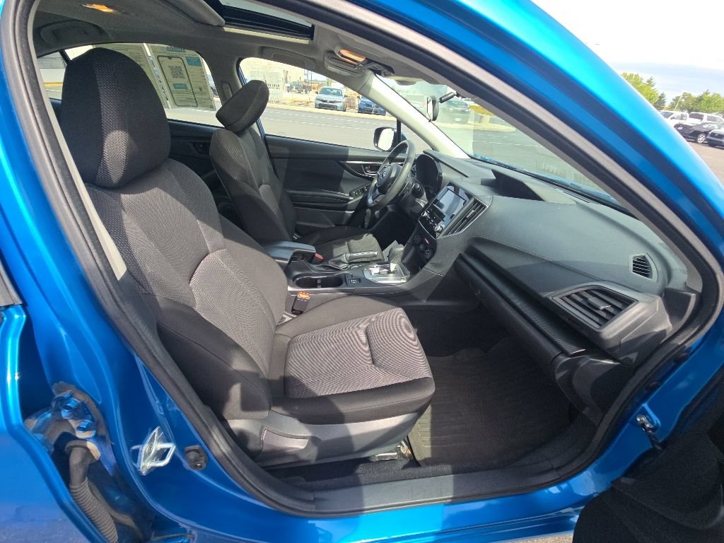 Used 2023 Subaru Impreza 2.0i Premium AWD/4WD image 32