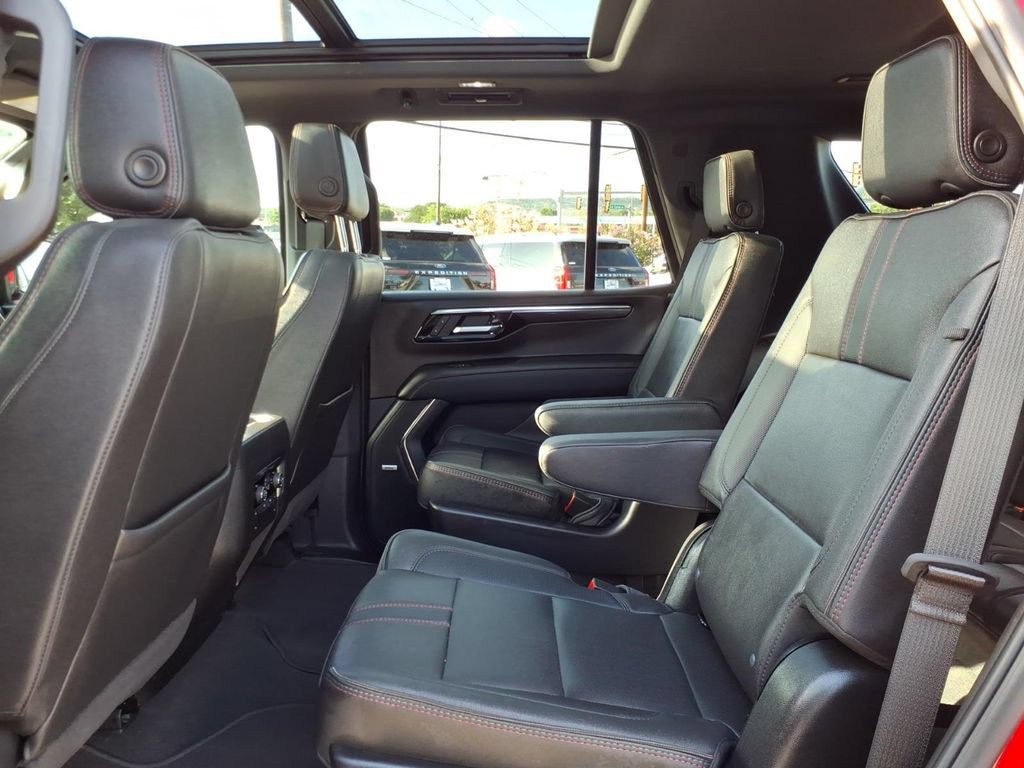 Used 2026 Chevrolet Tahoe RST w/ Comfort Package AWD/4WD image 16