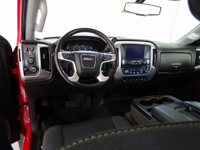 Used 2018 GMC Sierra 2500 SLE w/ Suspension Package, Off-Road image 4