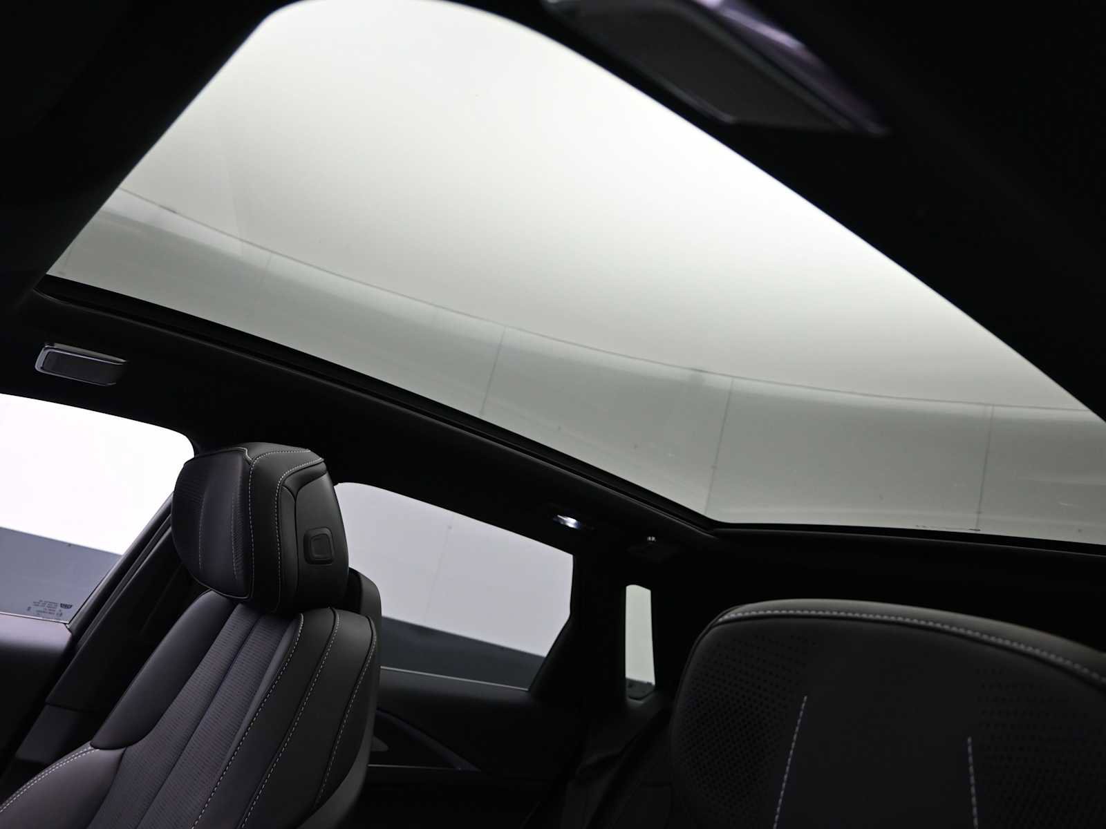 New 2026 Cadillac Lyriq V image 18