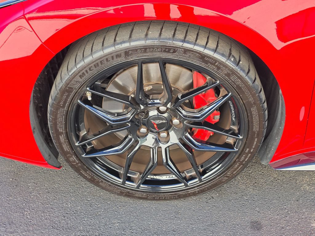 Used 2023 Chevrolet Corvette Z06 w/ Stealth Interior Trim Package RWD image 3