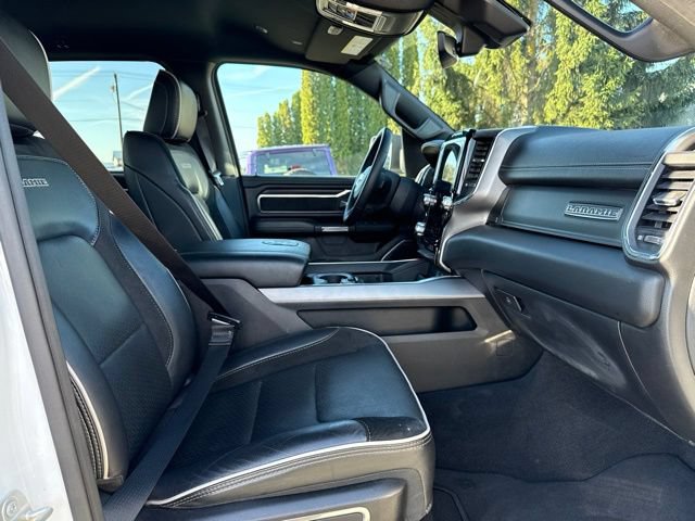Used 2025 RAM 1500 Laramie AWD/4WD image 11