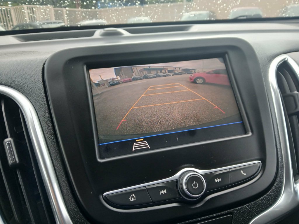 Used 2021 Chevrolet Equinox LT w/ LPO, Floor Liner Package FWD image 14