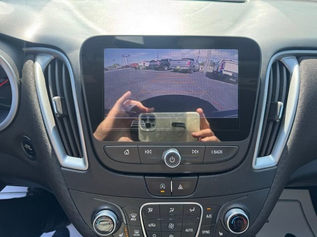 Used 2022 Chevrolet Malibu LT FWD image 5