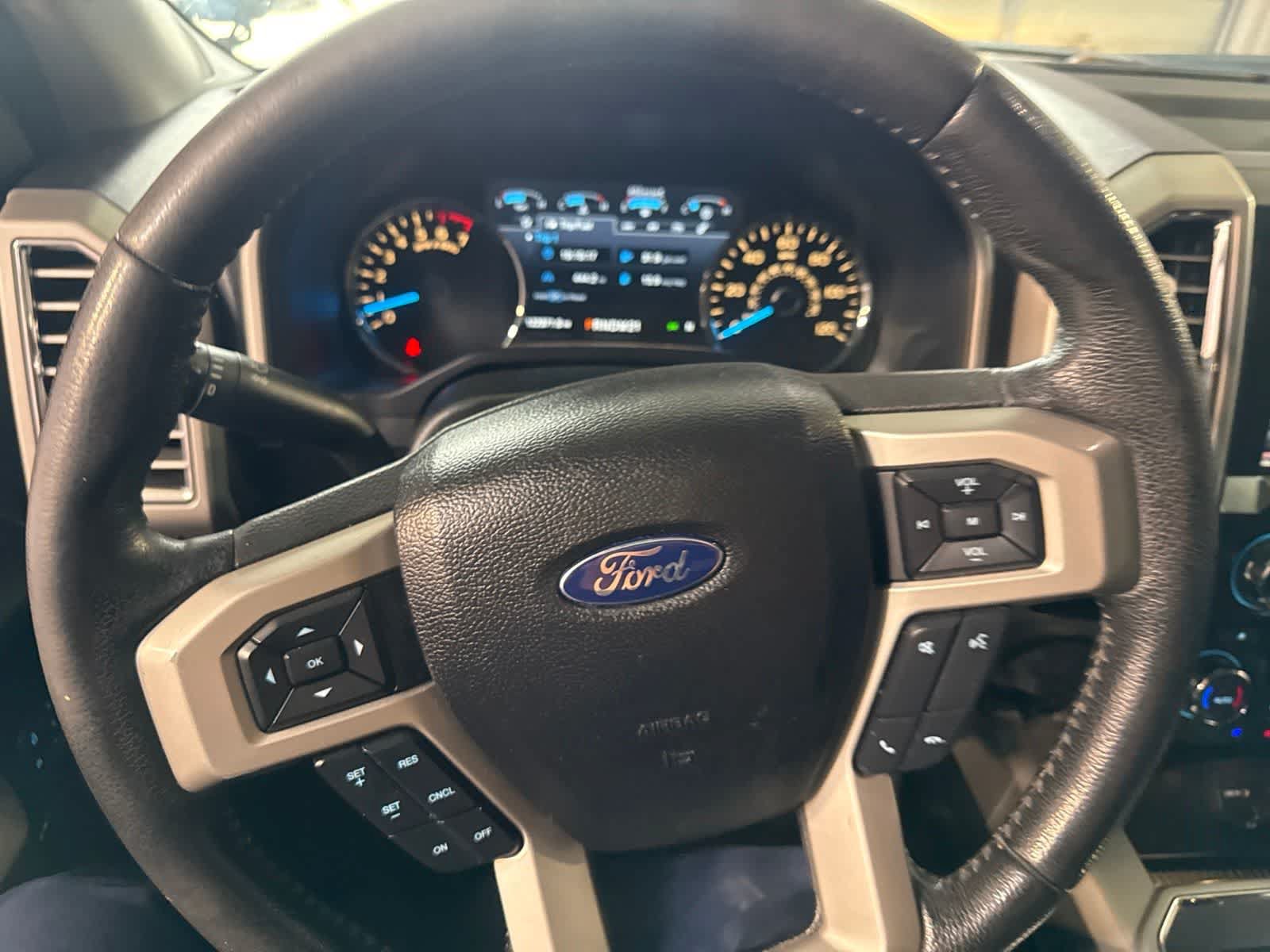 Used 2015 Ford F150 Lariat w/ Equipment Group 501A Mid RWD image 25