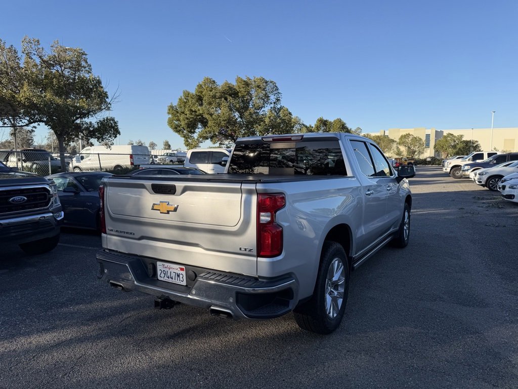 Used 2022 Chevrolet Silverado 1500 LTZ w/ LTZ Premium Package image 3