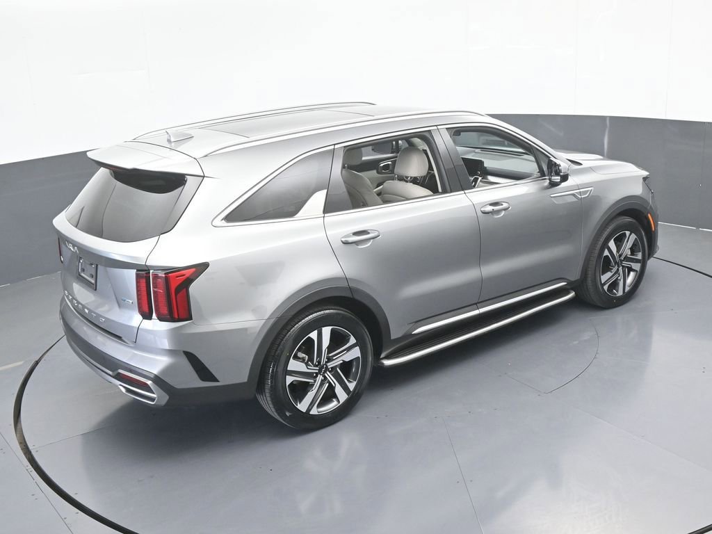 Used 2022 Kia Sorento EX w/ Panoramic Sunroof Package image 60